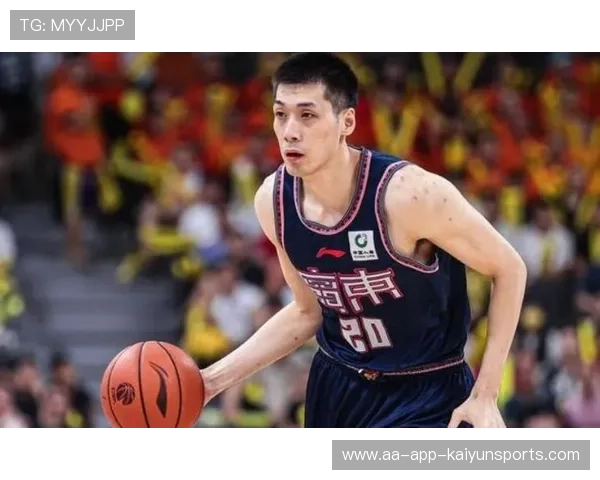 难以置信！广东最矮球员爆砍34分+11板+6助，球迷：中锋都没这效率！