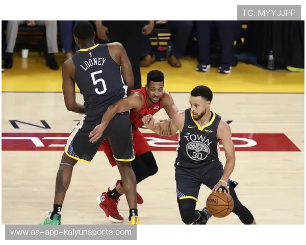 强突撕裂防线完成得分（349 ）